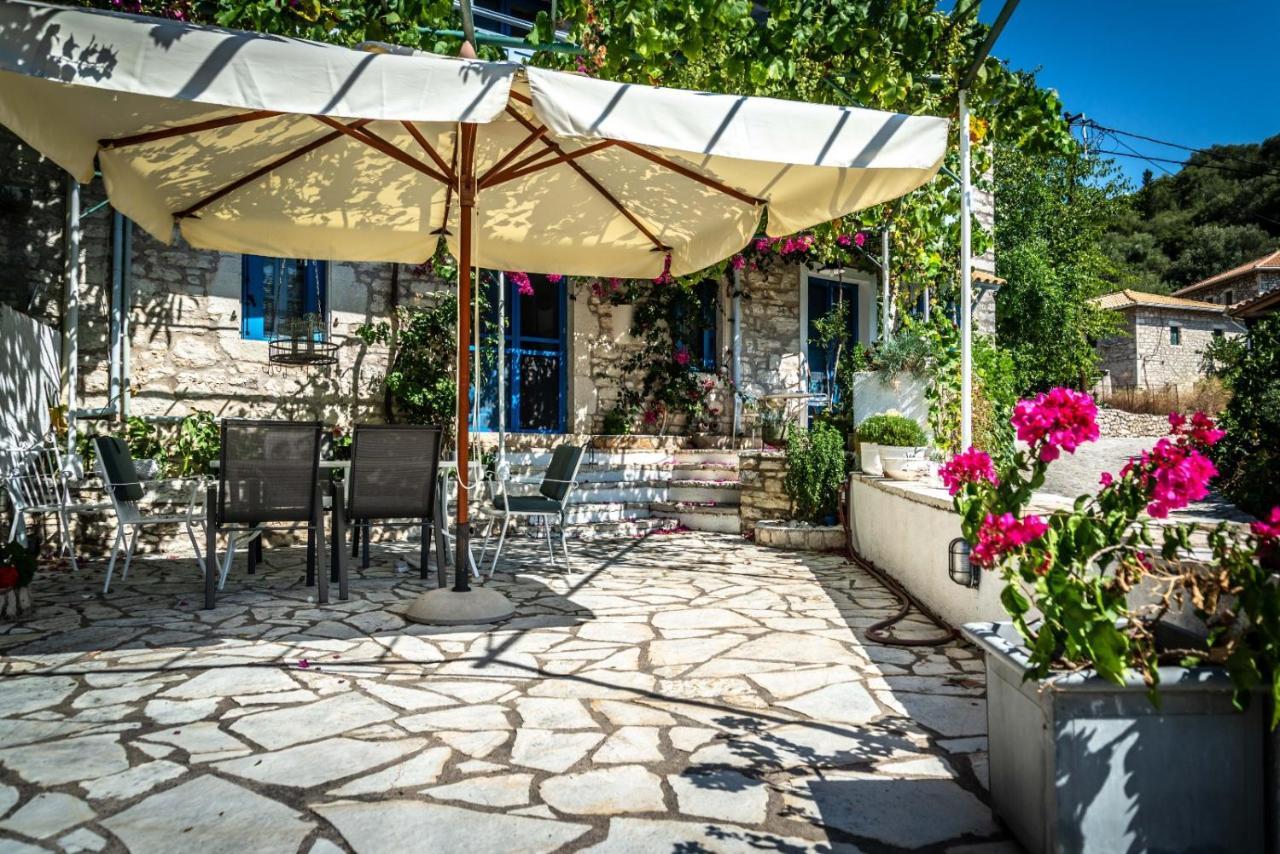 Ferienwohnung Petrinο Katochori Katokhórion Exterior foto